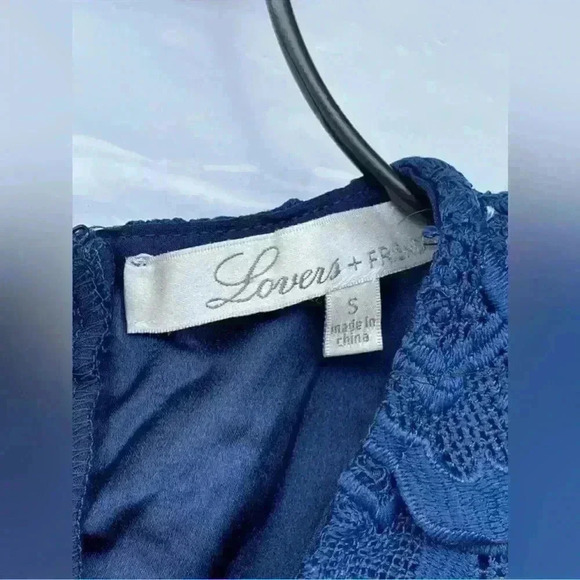 Lovers + Friends CASPIAN SHIFT DRESS size small - Picture 4 of 8